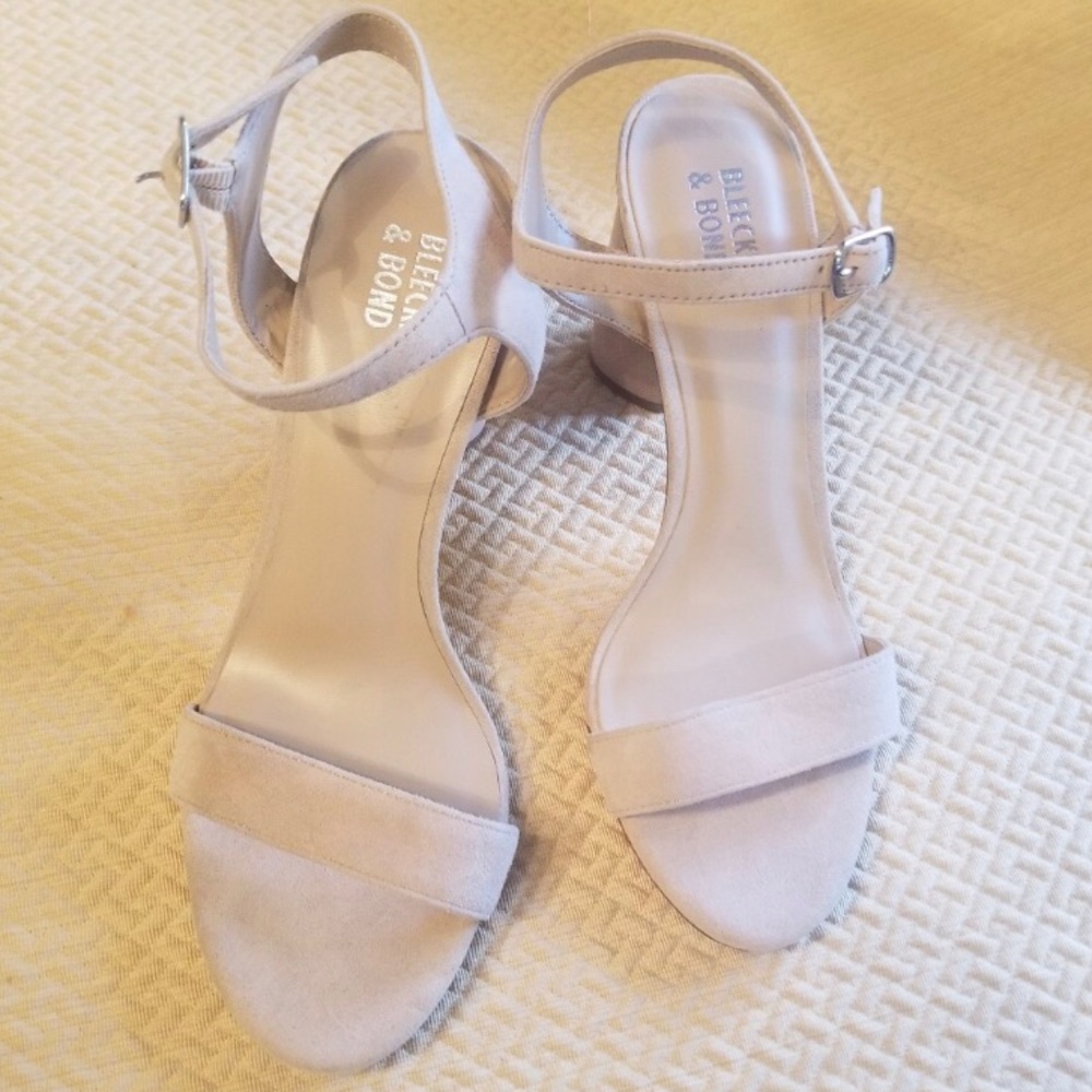 tan strapped open toe heel bleecker and bond shoes